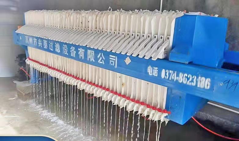 生活污水處理流程中將壓濾機放在什么位置？